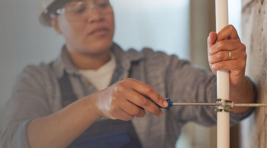 Professional expert plumbing services in Roxana, IL